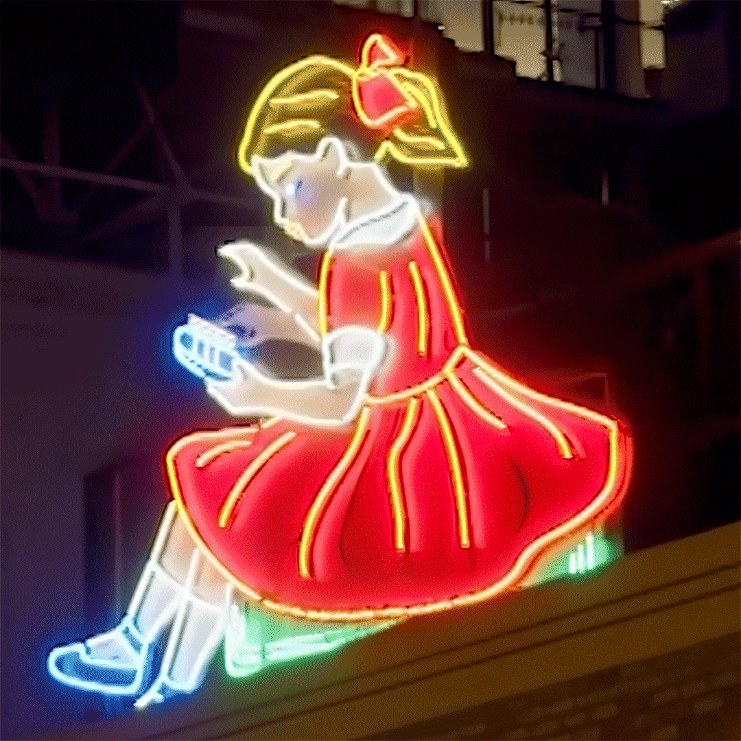 ScrollGirl-Fluro